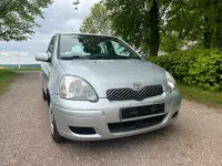 Gebraucht Toyota Yaris 65 PS (47 kW) 2005 Silber Kleinwagen