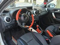 Gebraucht Audi A1 105 PS (77 kW) 2011 Weiß Kleinwagen