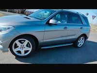 Gebraucht Mercedes ML350 258 PS (189 kW) 2012 Grau SUV