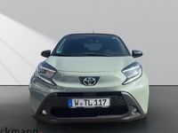 Neu Toyota Aygo X 72 PS (52 kW) 2026 Gruen SUV