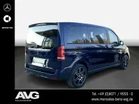 Gebraucht Mercedes E300 Avantgarde Edition 237 PS (174 kW) 2022 Cavansitblau Kombi