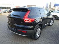 Gebraucht Volvo XC40 Core 163 PS (119 kW) 2025 Onyx black SUV