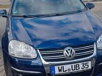 Gebraucht VW Jetta Comfortline 122 PS (89 kW) 2009 Blau Limousine