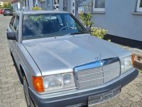 Gebraucht Mercedes 190 75 PS (55 kW) 1993 Silber Limousine