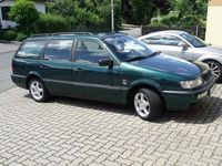 Gebraucht VW Passat 90 PS (66 kW) 1996 Grün metallic Kombi