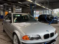 Gebraucht BMW 318 118 PS (86 kW) 1998 Silber Limousine