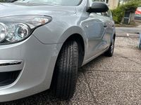 Gebraucht Hyundai i30 118 PS (86 kW) 2009 Silber Kombi