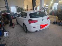 Gebraucht BMW 116 109 PS (80 kW) 2015 Weiß Kleinwagen