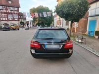 Gebraucht Mercedes E220 170 PS (125 kW) 2011 Schwarz Kombi