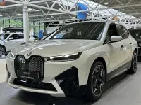 Gebraucht BMW iX Sport Line 300 kW (408 PS) 2023 Mineralweiß metallic SUV