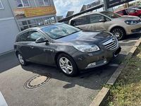 Gebraucht Opel Insignia 131 PS (96 kW) 2011 Grau Kombi