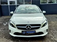 Gebraucht Mercedes A180 122 PS (89 kW) 2015 Calcitweiss  unilack Limousine