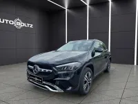 Gebraucht Mercedes GLA200 Progressive 163 PS (119 kW) 2024 Kosmosschwarz SUV