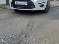 Gebraucht Ford S-MAX S 140 PS (102 kW) 2013 Weiß Van / Kleinbus