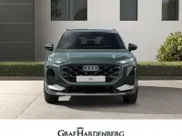 Neu Audi Q3 Comfort 272 PS (200 kW) 2026 Grün SUV
