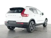 Gebraucht Volvo XC40 Plus 197 PS (144 kW) 2025 Weiß SUV