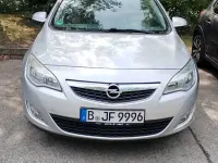 Gebraucht Opel Astra 95 PS (69 kW) 2011 Silber Kombi