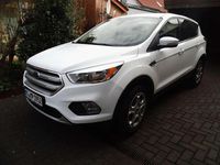 Gebraucht Ford Kuga Trend 120 PS (88 kW) 2017 Weiß SUV