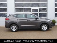 Gebraucht Hyundai Tucson Select 132 PS (97 kW) 2018 Grau SUV