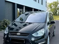 Używany Ford S-MAX ST 163 KM (119 kW) 2011 Czarny Minivan