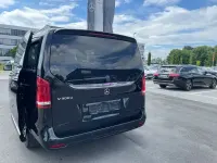 Gebraucht Mercedes V300 Avantgarde Edition 237 PS (174 kW) 2022 Obsidianschwarz Van / Kleinbus