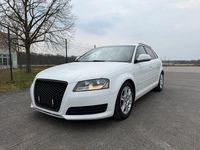 Gebraucht Audi A3 Attraction 125 PS (91 kW) 2010 Weiß Kleinwagen