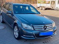 Gebraucht Mercedes 200 136 PS (100 kW) 2013 Grau Kombi
