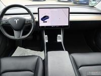 Gebraucht Tesla Model 3 Standard Range 175 kW (238 PS) 2019 Blau Limousine
