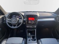 Neu Volvo XC40 Core 163 PS (119 kW) 2025 Metallic (schwarz SUV