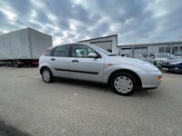 gebraucht Ford Focus 1.6 Trend