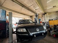 Usata VW Passat 163 CV (119 kW) 2003 Nero Station wagon