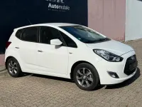 Gebraucht Hyundai ix20 125 PS (91 kW) 2016 Weiß Kleinwagen