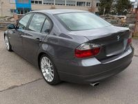 Gebraucht BMW 318 143 PS (105 kW) 2007 Grau Limousine