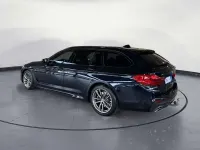 Gebraucht BMW 520 M Sport 190 PS (139 kW) 2021 M carbonschwarz metallic Kombi