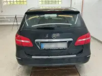 Gebraucht Mercedes B180 109 PS (80 kW) 2013 Schwarz Kleinwagen