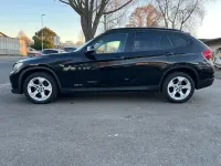 Gebraucht BMW X1 Sport Line 150 PS (110 kW) 2012 Schwarz SUV