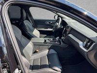 Gebraucht Volvo V60 Plus 310 PS (228 kW) 2024 Schwarz Kombi