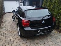 Gebraucht BMW 116 136 PS (100 kW) 2012 Schwarz Kleinwagen