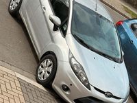 Gebraucht Ford Fiesta 90 PS (66 kW) 2009 Silber Kleinwagen