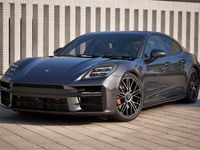 Neu Porsche Panamera GTS 500 PS (367 kW) 2026 Vulkangraumetallic Limousine