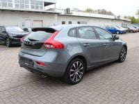Gebraucht Volvo V40 150 PS (110 kW) 2019 Grau Limousine