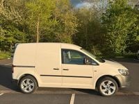 Usata VW Caddy 105 CV (77 kW) 2012 Bianco Monovolume