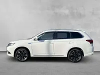 Gebraucht Mitsubishi Outlander Top 203 PS (149 kW) 2018 Weiß SUV