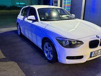Gebraucht BMW 116 101 PS (74 kW) 2012 Weiß Kleinwagen
