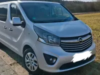 Używany Opel Vivaro S 125 KM (91 kW) 2017 Srebrny Minivan