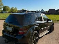 Gebraucht Mercedes ML320 AMG 238 PS (175 kW) 2005 Schwarz SUV