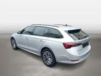 Gebraucht Skoda Octavia Tour 150 PS (110 kW) 2023 Silber Kombi
