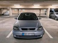 Usata Opel Astra 101 CV (74 kW) 2002 Argento Utilitaria