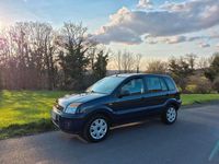 Gebraucht Ford Fusion Ambiente 80 PS (58 kW) 2010 Blau Kleinwagen