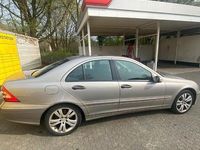 Gebraucht Mercedes C180 157 PS (115 kW) 2006 Beige Limousine